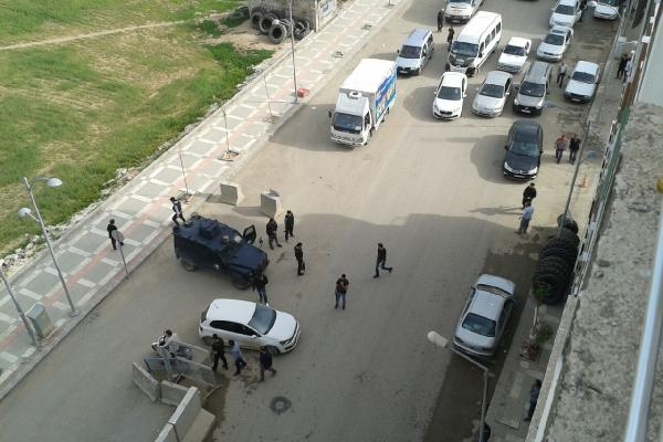 Suruç Emniyet Müdürlüğü'ne bombalı saldırı! Suruç Emniyet Müdürlüğü'ne bombalı saldırı!