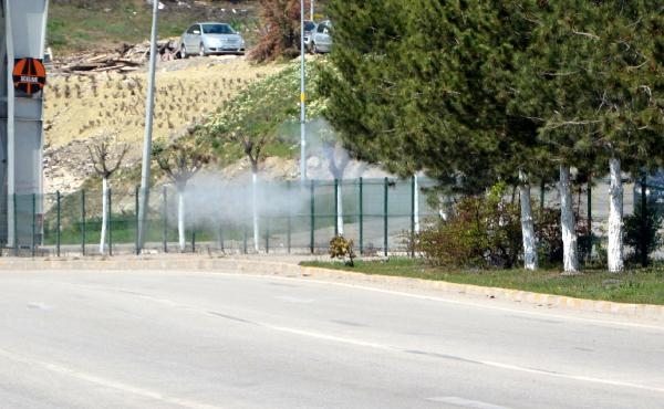 Emniyet Müdürlüğü önünde bomba paniği Emniyet Müdürlüğü önünde bomba paniği