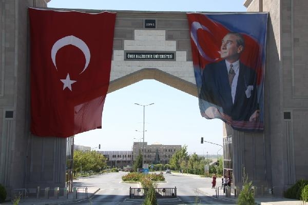 Niğde'de üniversitenin adı değişti Niğde'de üniversitenin adı değişti