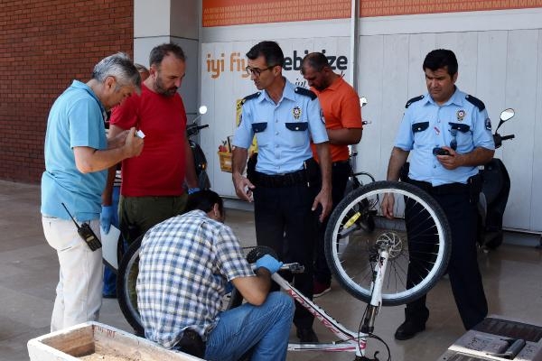 Çaldığı bisikletin yerine eskisini bıraktı Çaldığı bisikletin yerine eskisini bıraktı