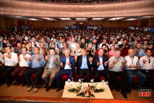 Hüseyin Sözlü "O Gece Türkiye'den Yükselen İlk Ses Liderimiz Devlet Bahçeli'nin Sesidir" Hüseyin Sözlü "O Gece Türkiye'den Yükselen İlk Ses Liderimiz Devlet Bahçeli'nin Sesidir"