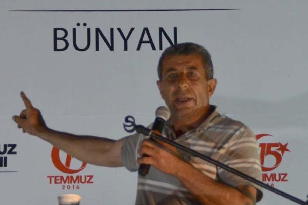 Şehit babası Yiğit: Bin evladım olsa bu vatanda feda olsun Şehit babası Yiğit: Bin evladım olsa bu vatanda feda olsun