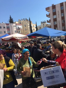 Dolunay Yelda Doğan'ın Antalya'da dokunmadığı kimse kalmadı 4