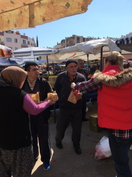 Dolunay Yelda Doğan'ın Antalya'da dokunmadığı kimse kalmadı 9