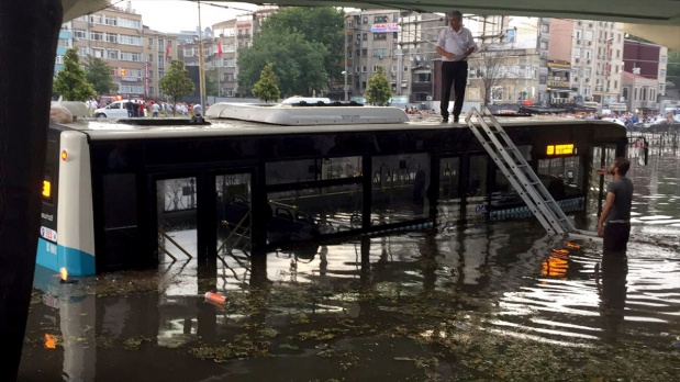 İstanbul'da inanılmaz görüntüler 16