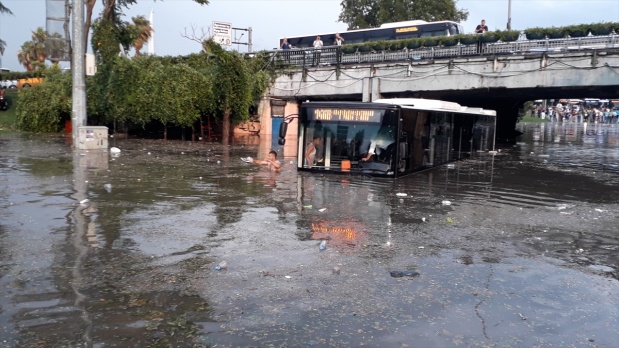 İstanbul'da inanılmaz görüntüler 4
