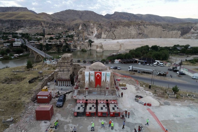 İmam Abdullah Zaviyesi taşınmaya başladı 12