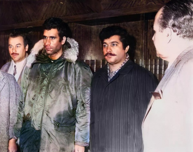 Deniz Gezmiş yakalandıktan hemen sonra çekilmiş, Hiç yayınlanmamış fotoğraflar ortaya çıktı 3
