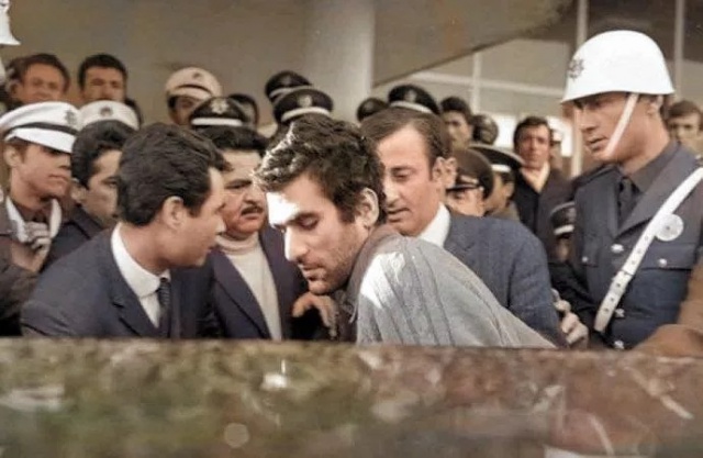 Deniz Gezmiş yakalandıktan hemen sonra çekilmiş, Hiç yayınlanmamış fotoğraflar ortaya çıktı 9