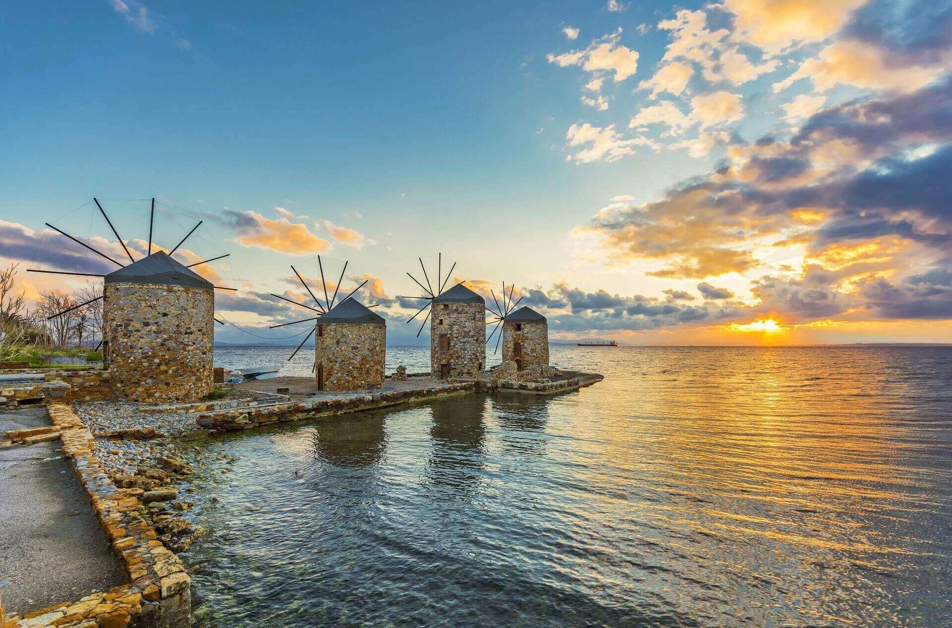 Türkiye'den Kolayca Ulaşabileceğiniz ve Ekonomik Tatil Sunan 5 Yunan Adası 1