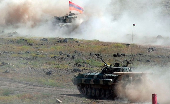 Rusya'dan Azerbaycan ve Ermenistan'a çağrı
