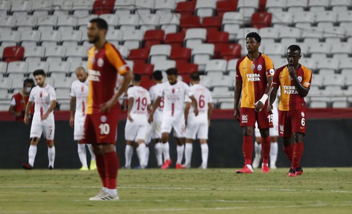 Antalyaspor 90+2'de 1 puanı kaptı