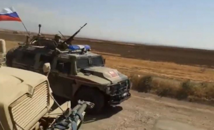 Rus ve ABD askeri araçları çarpıştı