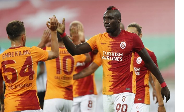 ÖZET| Galatasaray Bakü'de 3 gol ile tur atladı!