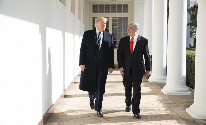 Bu kadarına da pes doğrusu! Netanyahu kirli çamaşırlarını bakın nerede yıkatıyormuş