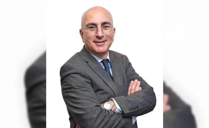 Mahfi Eğilmez'den dolar yorumu: Neden düşsün ki?