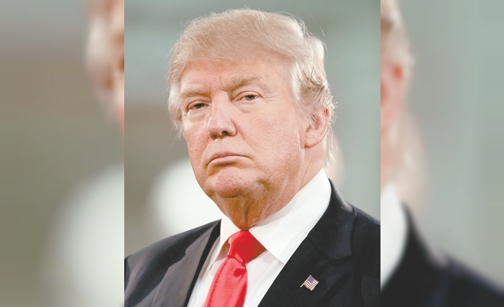 Korona virüse yakalanan ABD Başkanı Donald Trump canlı yayında öksürük krizine girdi