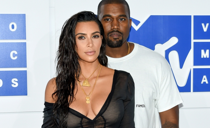 Kim Kardashian'ın eşi Kanye West Ermeni yetkiliyle özel mesajlarını paylaştı