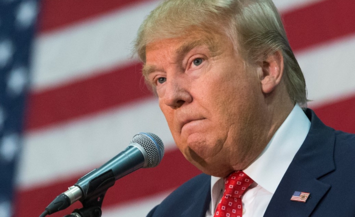 Trump'a bir darbe de Facebook'tan geldi