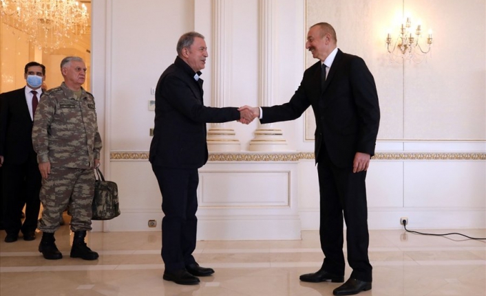 Mevlüt Çavuşoğlu ve Hulusi Akar'dan Aliyev'e tebrik ziyareti