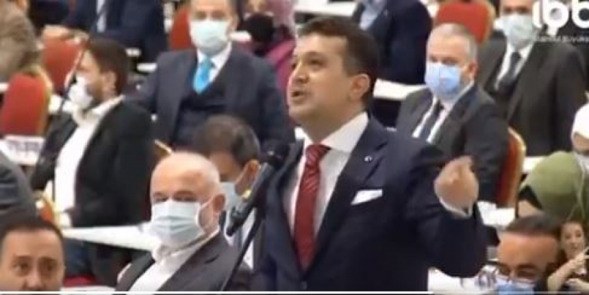 AKP sosyal medyayla tanıştı: Meclis üyesi mizah sayfasını ciddiye alınca alay konusu oldu