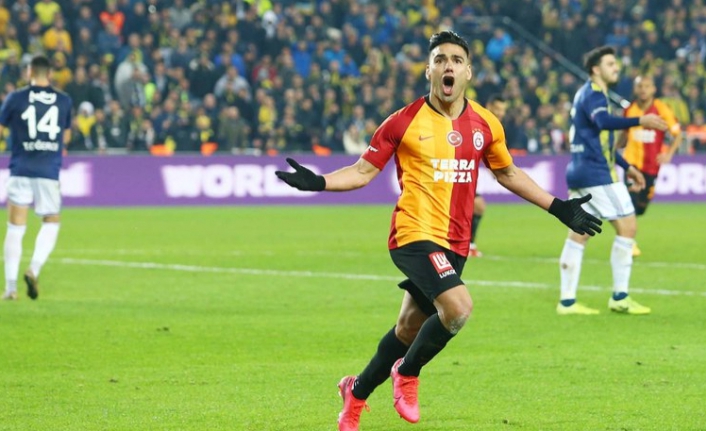 Falcao, Galatasaray'ı sildi!