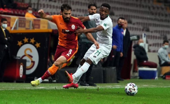 Galatasaray 87. dakikada zirveye tutundu!