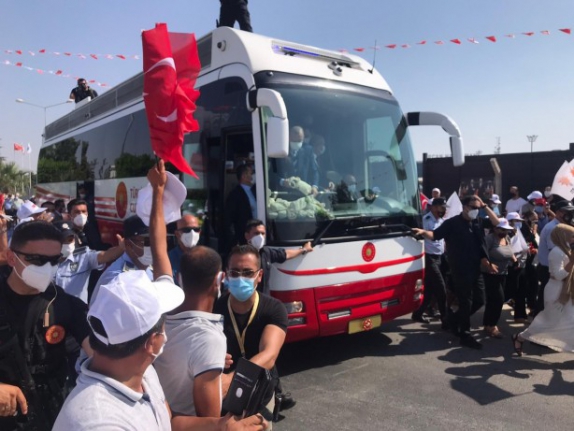 KKTC'de Cumhurbaşkanı Erdoğan'a sevgi seli
