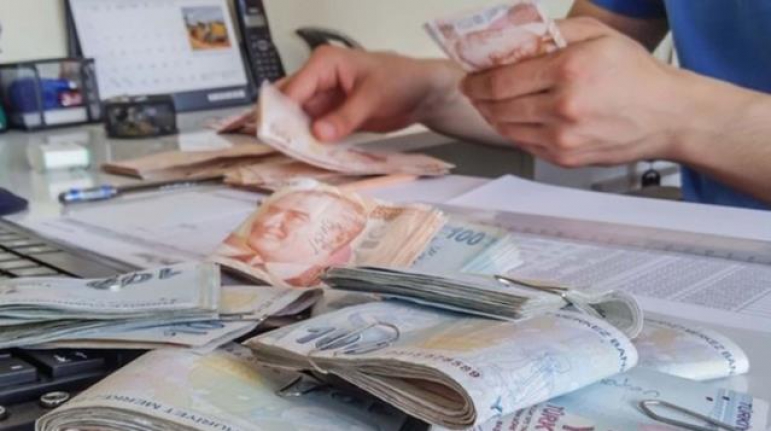 5 bin TL maaşla şoför arıyorlar ama başvuran yok