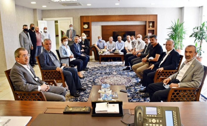 "MHP, afetzedelerin yanındadır"