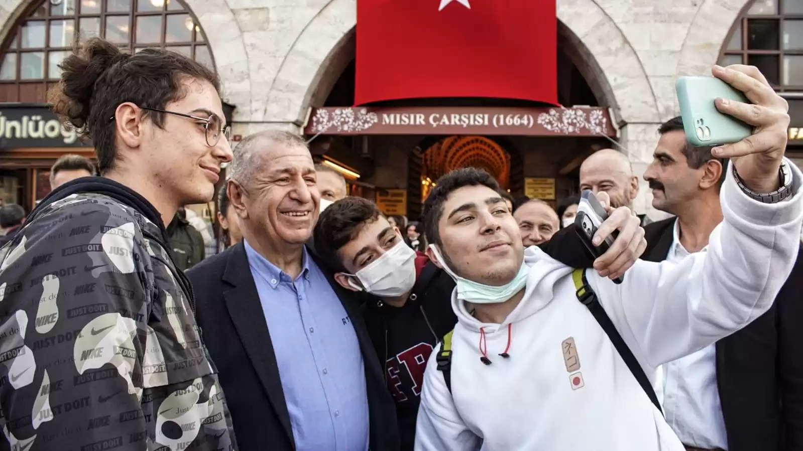 ZAFER PARTİSİ'NDEN GENÇLİK KAMPI DUYURUSU