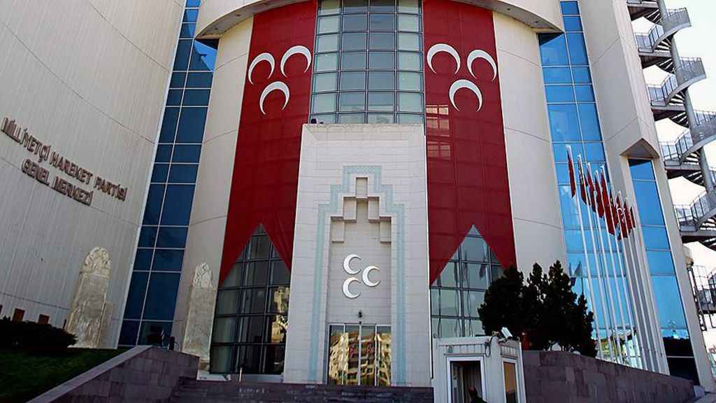 MHP'DE BÜYÜK KRİZ! BAŞKANLAR MAHKEMELİK OLDU