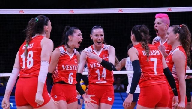 HER ŞEY İÇİN TEŞEKKÜRLER FİLENİN SULTANLARI