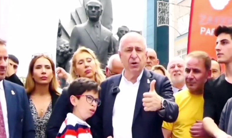 Atatürk’ü unutmayan Zafer Partisi