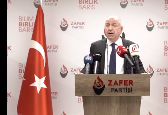 Ümit Özdağ, Erdoğan ve Gül hakkında suç duyurusunda bulunacaklarını açıkladı