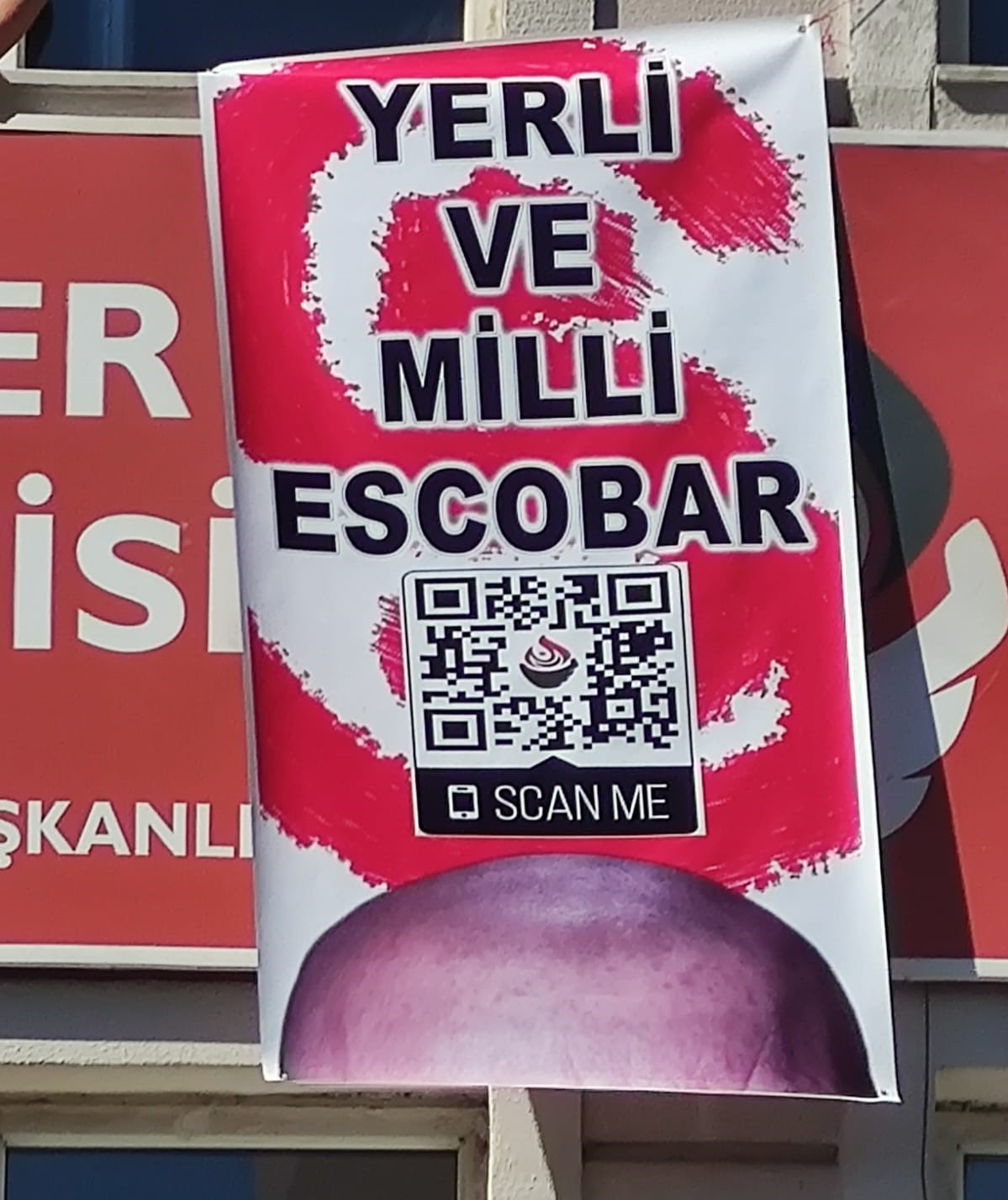 'Yerli ve Milli Escobar' Pankartı Kayseri'de asıldı