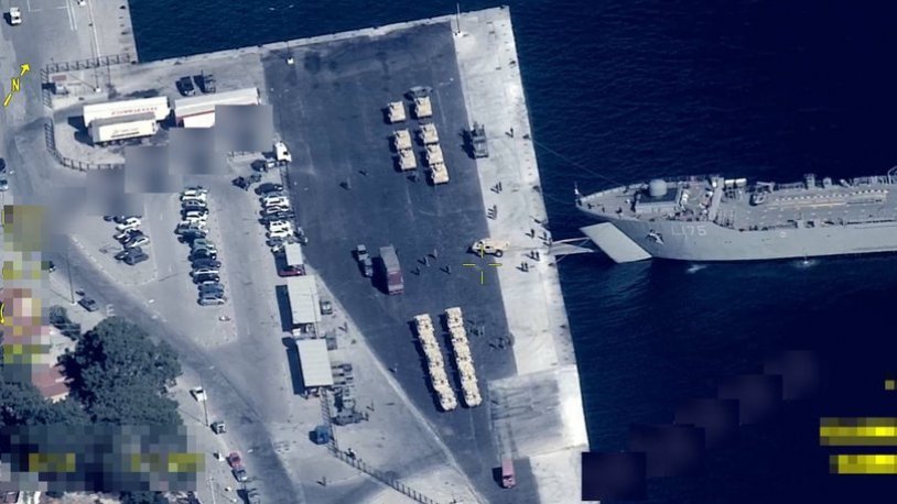 Yunanistan, adalara silah sevkiyatı yapıyor!