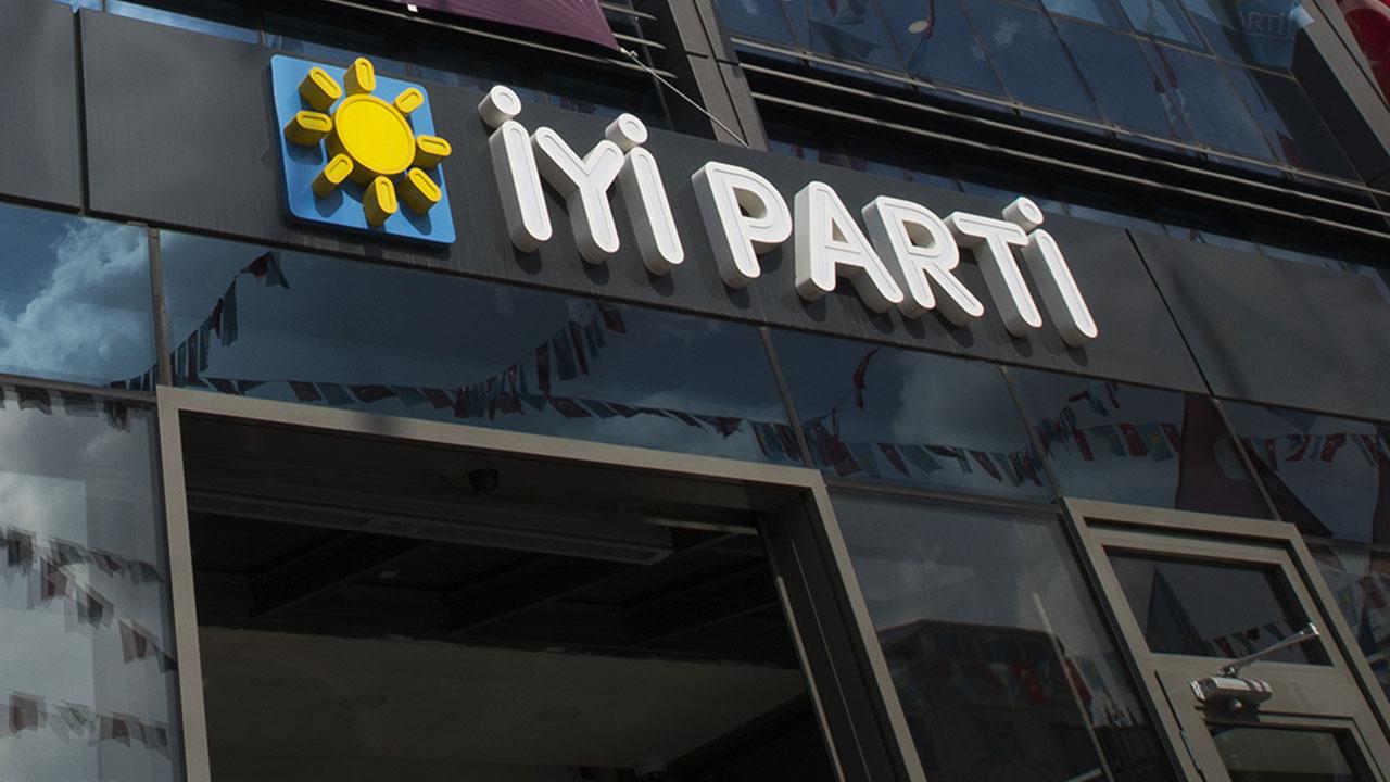 CHP'den sonra İyi Parti de ABD’ye gitti!