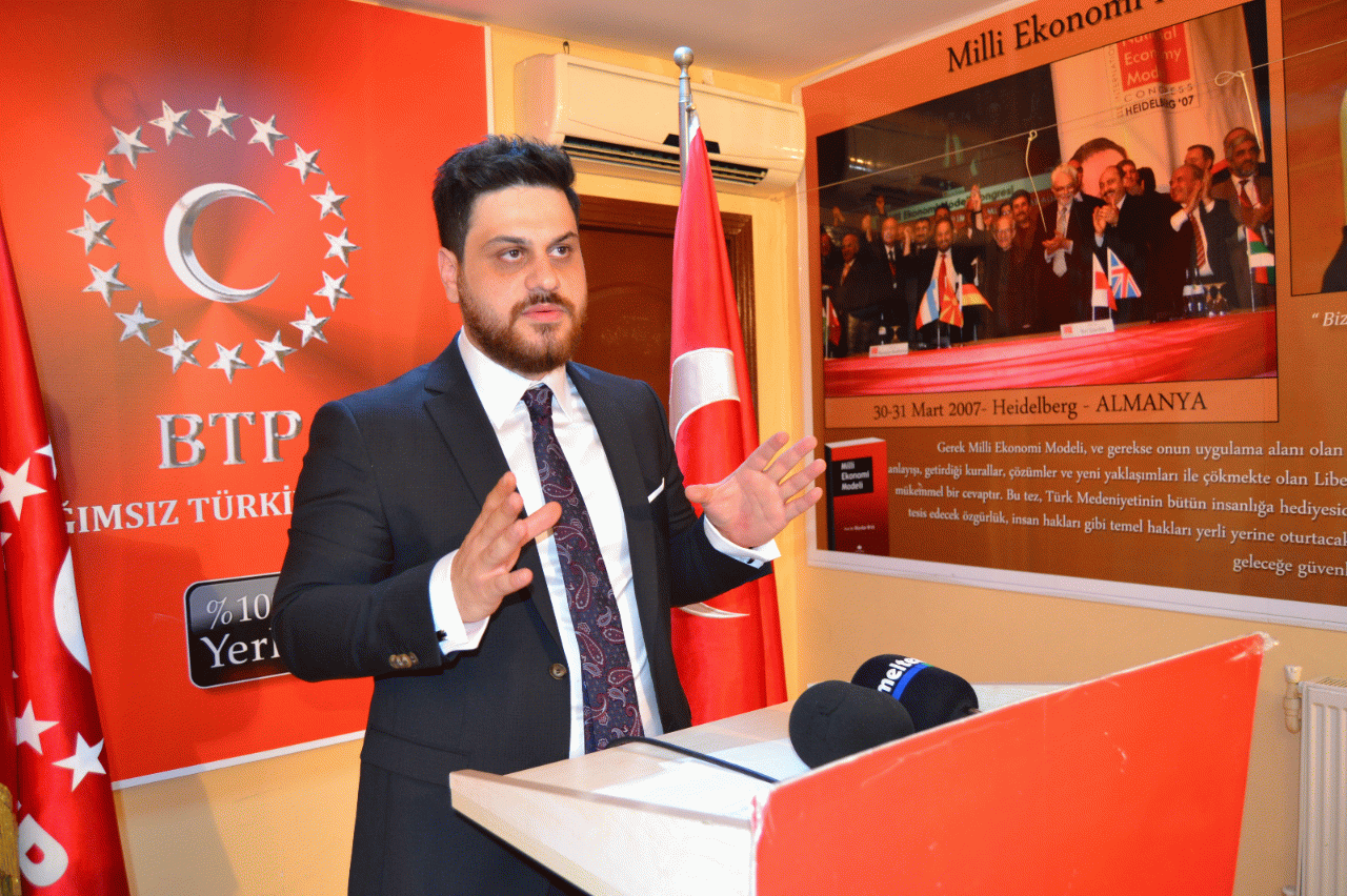 Siyaseti rahatsız etmeye geldim!