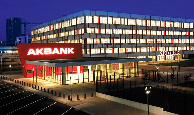 Yabancılar Akbank'tan kaçıyor