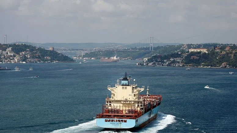 Rus tankerleri  neden bekletiliyor?