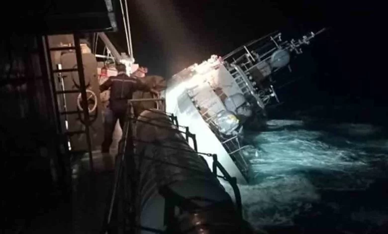Tayland'a ait savaş gemisi battı: 31 denizci kayıp