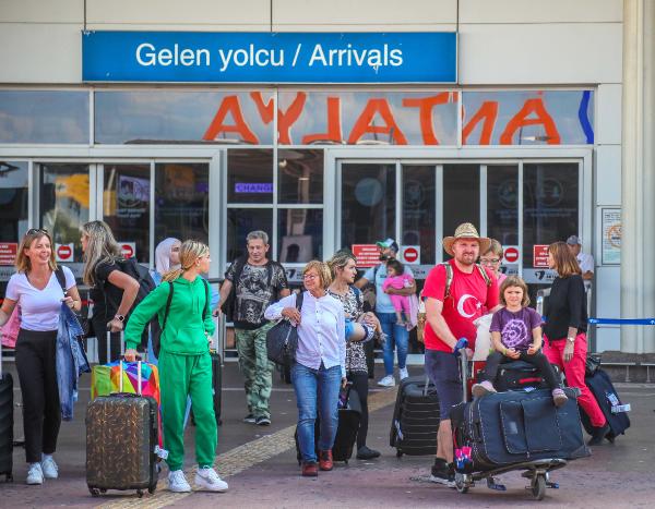 Turizmde sıralama değişti; Türkiye dünya 3'üncüsü