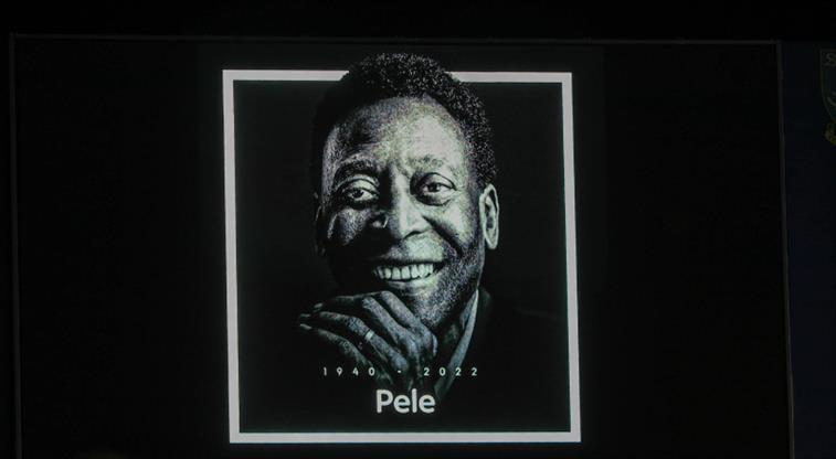 Dünya krala veda ediyor: Pele son yolculuğuna uğurlanıyor!