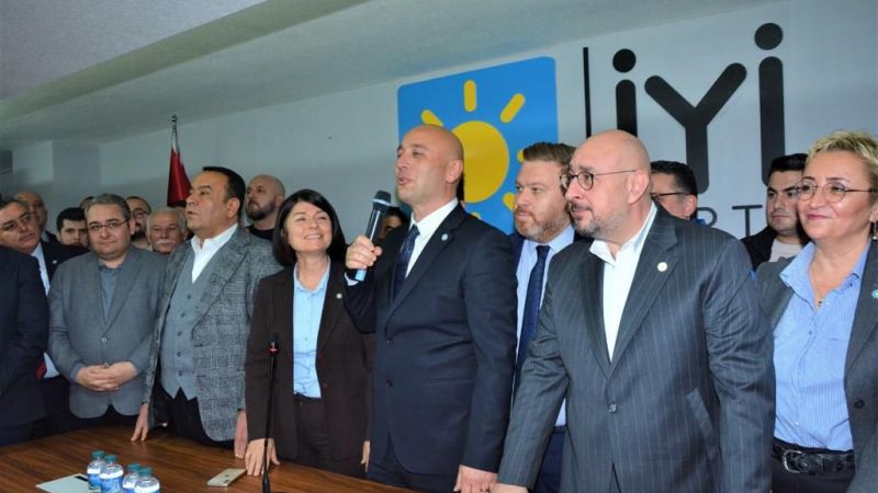 İYİ Parti Milletvekili'nden AKP'ye: Yangından mal kaçırıyorsunuz!
