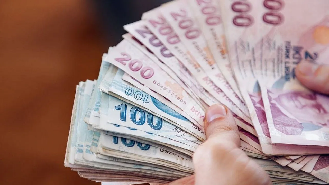 Memura şok:zamlı maaş 15'ine yetişmiyor!