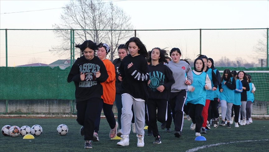 Kadının adı var:Futbol takımı kurdular
