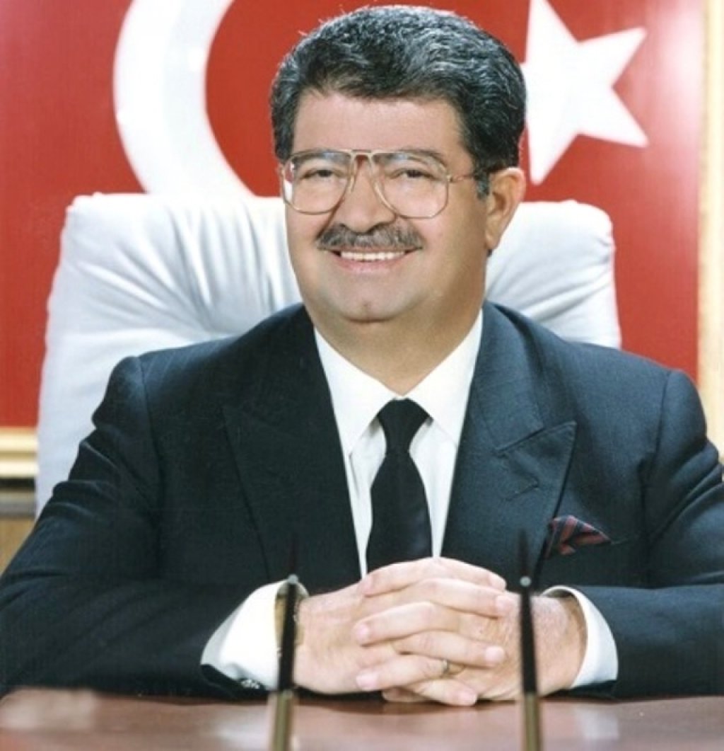 Rahmetli Turgut Özal'dan tarihi söylem