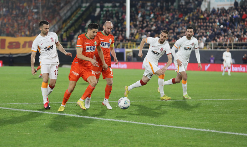 Galatasaray kupada çeyrek finalde