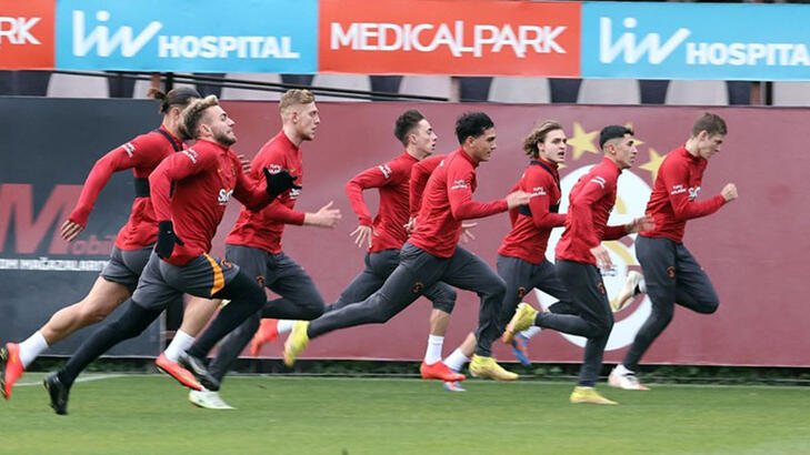Galatasaray Antalyaspor maçına hazırlanıyor